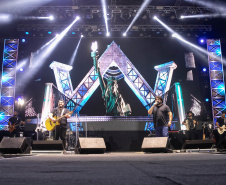Show de César Menotti e Fabiano no Verão Maior Paraná em Pontal do Paraná