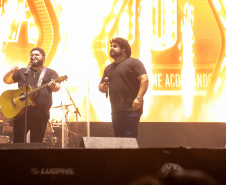 Show de César Menotti e Fabiano no Verão Maior Paraná em Pontal do Paraná