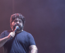 Show de César Menotti e Fabiano no Verão Maior Paraná em Pontal do Paraná