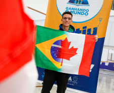 GANHANDO O MUNDO