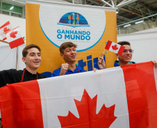 GANHANDO O MUNDO