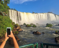 Cataratas, Linha Turismo e Litoral: turistas movimentam diferentes regiões do Paraná em janeiro