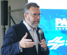 SANEPAR apresenta aos municípios estratégias para universalizar o saneamento básico