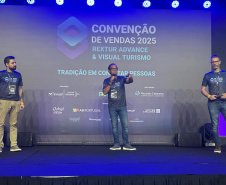 Mais 350 agentes de viagens são impactados com os potenciais do Paraná em convenção dupla