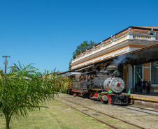 SETU PASSEIO DE TREM TEMÁTICO ENTRE MORRETES E ANTONINA
