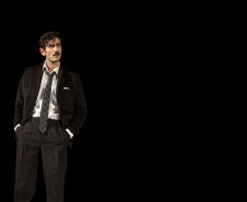 Teatro de Comédia do Paraná se prepara para estreia de “Daqui ninguém sai