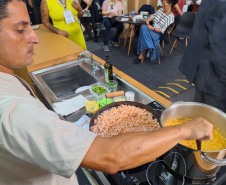 Com pratos típicos e iguarias paranaenses, Estado inaugura Arena Show Gastronomica na Expo Turismo Paraná 