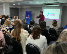  Sesa capacita profissionais para ampliar o cuidado com a infância no Paraná
