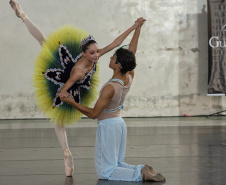Balé Teatro Guaíra no Colégio