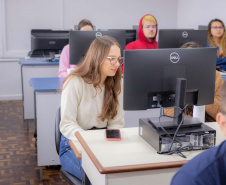 Paraná avança na educação e se torna o 1º estado a regulamentar cursos microcredenciais no Brasil