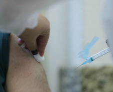 Dia Nacional da Imunização reforça importância da prevenção; 31 vacinas estão disponíveis de forma gratuita no Paraná  