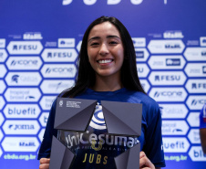 Com apoio do Proesporte, Ana Julia Iwata representará o Paraná no Mundial Universitário de Badminton na Alemanha