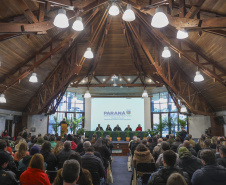 Paraná promove encontro inédito para fortalecer arborização urbana nos municípios