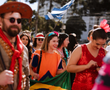 Ode à cultura e convite ao turismo: vem aí o 63º Festival Folclórico e de Etnias do Paraná