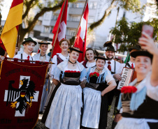 Ode à cultura e convite ao turismo: vem aí o 63º Festival Folclórico e de Etnias do Paraná