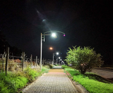 Substituição de luminárias tradicionais por LED já promove 30% de economia, mais de R$ 5,6 milhões anuais em todo Paraná