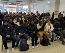 SETR - Mutirão em Curitiba registra mais de 1.100 atendimentos e mais de 300 pessoas, incluindo migrantes, praticamente contratadas