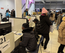 SETR - Mutirão em Curitiba registra mais de 1.100 atendimentos e mais de 300 pessoas, incluindo migrantes, praticamente contratadas