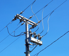 Rede automatizada da Copel identifica problemas e restabelece energia com rapidez