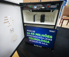 VICE ENTREGA TABLETS EDUCAÇÃO