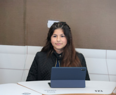 VICE ENTREGA TABLETS EDUCAÇÃO