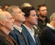 Estado investirá R$ 977 milhões em programa de pavimentação em ruas com pedras irregulares