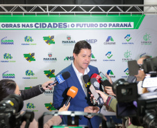 Estado investirá R$ 977 milhões em programa de pavimentação em ruas com pedras irregulares