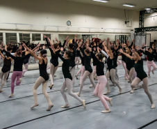 TEATRO GUAÍRA - Estreia neste fim de semana “ALGO/RITMO” , o novo espetáculo da Escola de Dança Teatro Guaíra