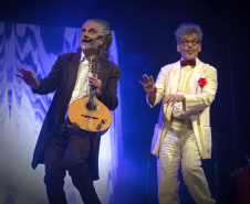 Universo musical cômico de Sbørnia Kontr’Atracka retorna ao Guairão