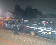 PCPR e PMPR prendem sete pessoas em operação contra o tráfico em Coronel Vivida 