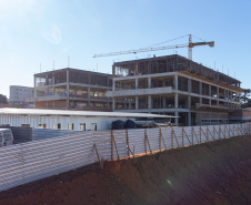 São José dos Pinhais, 18 de julho de 2025 - Construção do Hospital e Maternidade SJP, na Região Metropolitana de Curitiba (RMC).