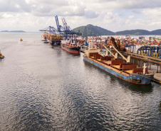  Corredor de exportação da Portos do Paraná vira foco de estudo internacional
