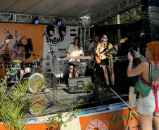 SETU - Encantadas Jazz atrai turistas e artistas brasileiros e estrangeiros à Ilha do Mel em agosto