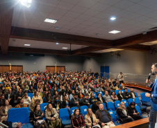 Rede estadual: professores debatem práticas pedagógicas inovadoras e interdisciplinares