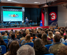 Rede estadual: professores debatem práticas pedagógicas inovadoras e interdisciplinares