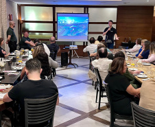 Turismo do Paraná é apresentado a agentes de viagens em Fortaleza, no Ceará
