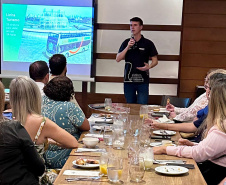 Turismo do Paraná é apresentado a agentes de viagens em Fortaleza, no Ceará