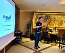 Turismo do Paraná é apresentado a agentes de viagens em Fortaleza, no Ceará
