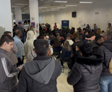 Mutirão do Emprego reúne mais de 20 empresas, lota agência e pré-aprova 272 trabalhadores