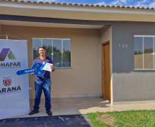 A Companhia de Habitação do Paraná concluiu a entrega de mais três módulos do Residencial Barcelona, com 68 moradias no total, nesta terça-feira (15) em Paiçandu.