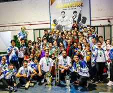 Esporte na escola: equipe formada por alunos de colégios estaduais vence Campeonato Paranaense de Taekwondo