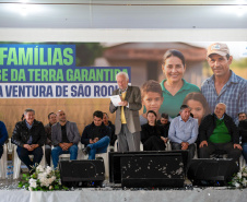 VICE ENTREGA TÍTULO REGULARIZAÇÃO FUNDIÁRIA