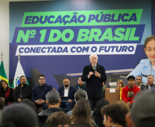 VICE ENTREGA TABLETS EDUCAÇÃO