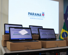 VICE ENTREGA TABLETS EDUCAÇÃO