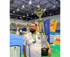 Esporte na escola: equipe formada por alunos de colégios estaduais vence Campeonato Paranaense de Taekwondo