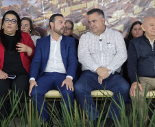 Estado anuncia nova UBS e veículos para Santo Antonio do Sudoeste; obra faz parte dos investimentos na saúde para a região 