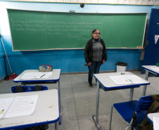 A professora Beatriz Cardoso da Silva, de Paranaguá, foi a primeira ganhadora do prêmio de R$ 1 milhão do sorteio do Programa Nota Paraná.