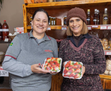 Agricultores do Rio Miringuava apoiados pela Sanepar estreiam na Feira de Sabores.