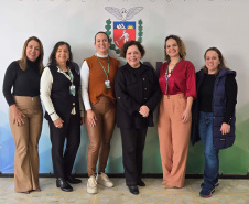 Comitiva de Goiás conhece o modelo de atendimento materno-infantil do Paraná