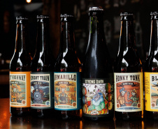 VIAJE PARANÁ - Cervejaria paranaense conquista 14 medalhas em competição e amplia fluxo turístico em torno da bebida